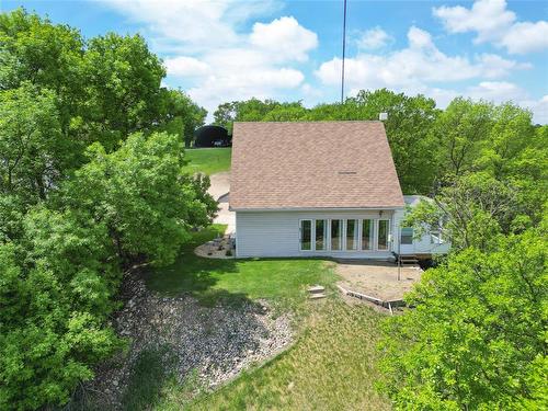 98041 40 N Road, Wawanesa, MB 