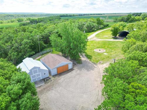 98041 40 N Road, Wawanesa, MB 
