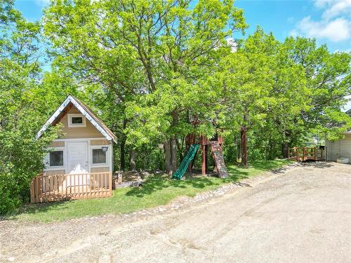 98041 40 N Road, Wawanesa, MB 
