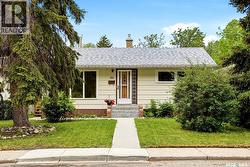 1420 Aberdeen STREET  Regina, SK S4T 5K4