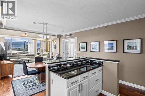 1152 Sunset Drive Unit# 1002, Kelowna, BC 