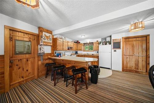 2 East Shore Rd, Moose Lake, MB 