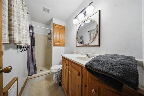 2 East Shore Rd, Moose Lake, MB 
