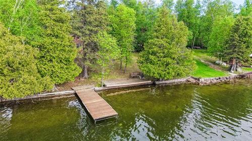 2 East Shore Rd, Moose Lake, MB 