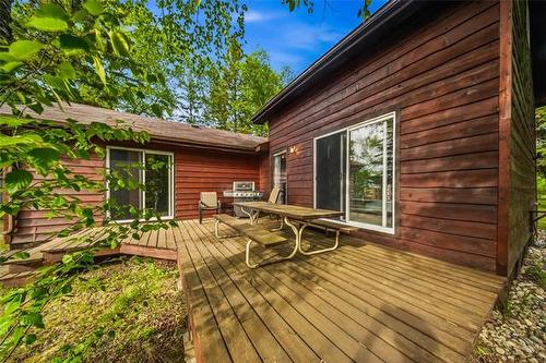 2 East Shore Rd, Moose Lake, MB 