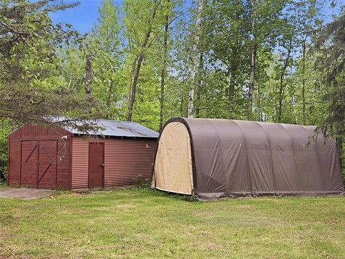2 East Shore Rd, Moose Lake, MB 
