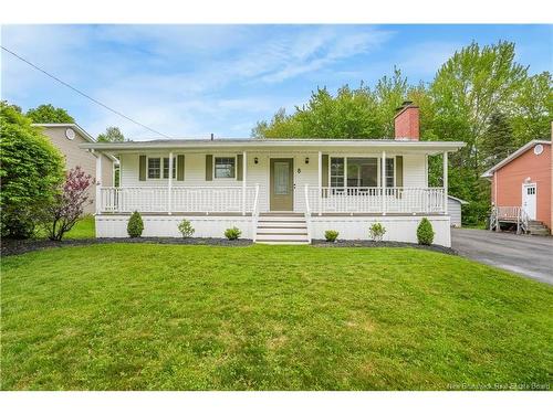 8 Grant St, Fredericton, NB 