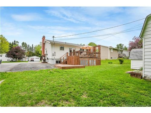 8 Grant St, Fredericton, NB 