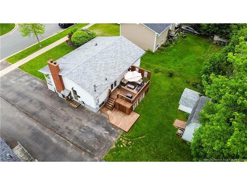 8 Grant St, Fredericton, NB 