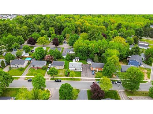 8 Grant St, Fredericton, NB 