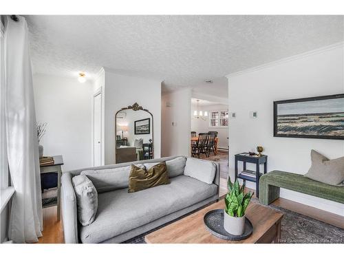 8 Grant St, Fredericton, NB 