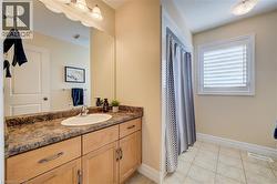 main bath for 2nd, 3rd and 4th bedroom - 
