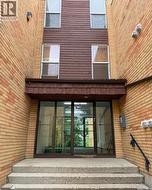 207 423 Tait COURT  Saskatoon, SK S7L 7H5