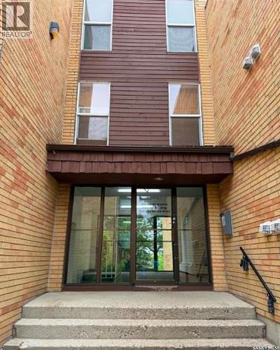 207 423 Tait COURT  Saskatoon, SK S7L 7H5