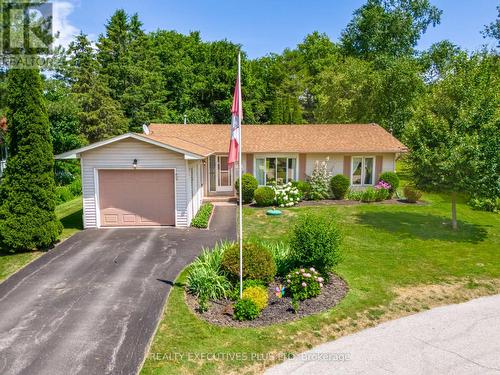 3 PINEVIEW COURT  New Tecumseth, ON L0G 1W0