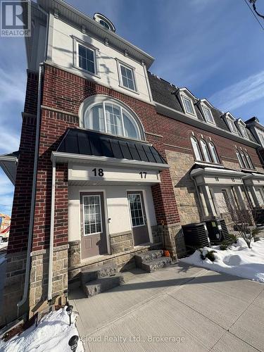 18 - 677 PARK ROAD N  Brantford, ON N3P 0A2