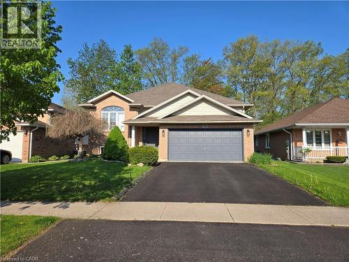 73 FOXTAIL Avenue  Welland, ON L3C 7J6