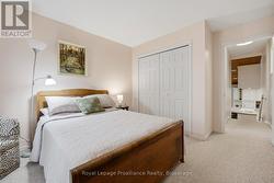 Bedroom 2 - 