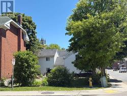 91 DIVISION STREET Kingston (Central City East), ON K7L 3M2