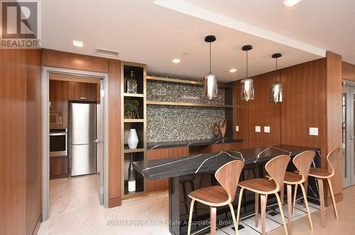 Gr26 - 1575 Lakeshore Road W, Mississauga, ON 