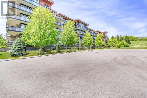 Gr26 - 1575 Lakeshore Road W, Mississauga, ON 