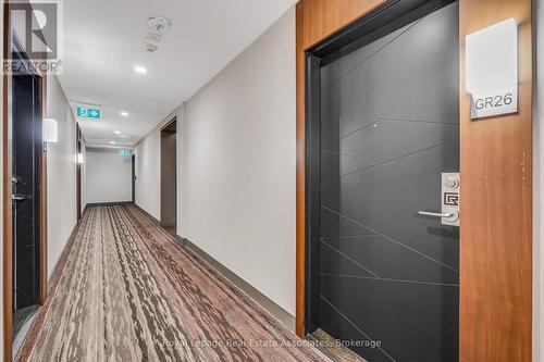 Gr26 - 1575 Lakeshore Road W, Mississauga, ON 