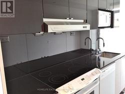 216 - 72 ESTHER SHINER BOULEVARD Toronto, ON M2K 0C4