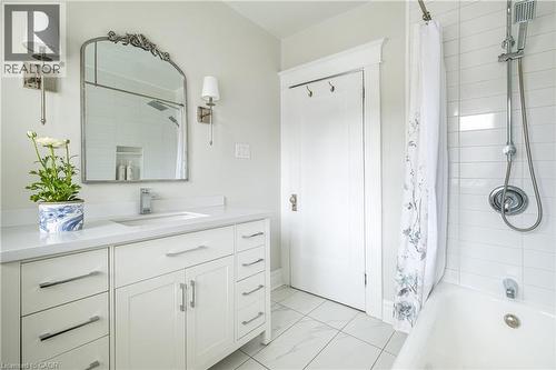 125 Delaware Avenue, Hamilton, ON 