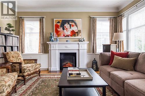 125 Delaware Avenue, Hamilton, ON 