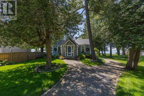 138 NICHOLSON POINT ROAD  Loyalist (Lennox And Addington - South), ON K0H 1G0