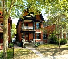 12 WOODLAWN AVENUE  Ottawa, ON K1S 2S9