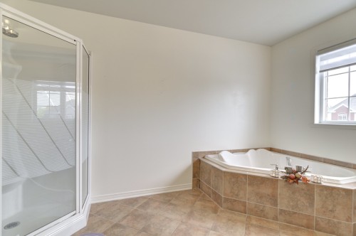 Bathroom - 5985 Rue Du Cygne, Brossard, QC 