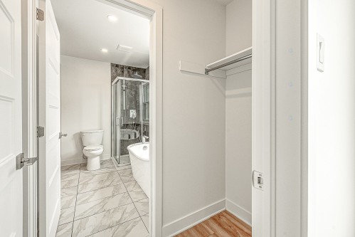Salle de bains - 6-836 Rue Principale, Saint-Amable, QC 