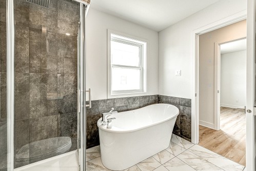 Salle de bains - 6-836 Rue Principale, Saint-Amable, QC 