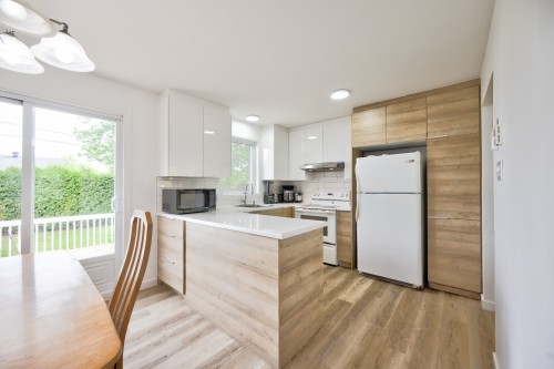 Cuisine - 1089  - 1089A 24E Avenue, Saint-Jérôme, QC - Indoor Photo Showing Kitchen