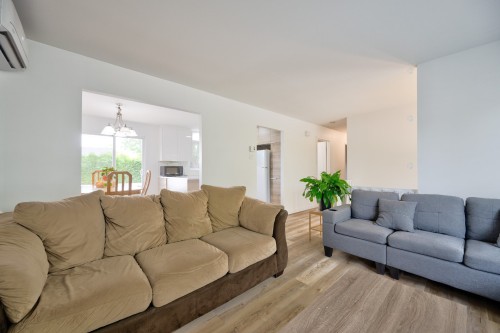 Salon - 1089  - 1089A 24E Avenue, Saint-Jérôme, QC - Indoor Photo Showing Living Room