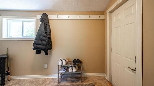 3008 26 Street, Vernon, BC - Indoor Photo Showing Other Room
