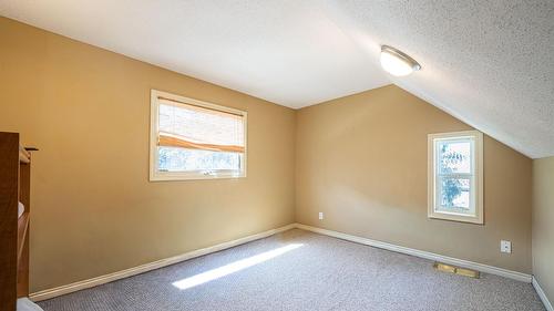 3008 26 Street, Vernon, BC - Indoor Photo Showing Other Room