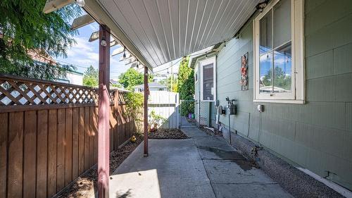 3008 26 Street, Vernon, BC - Outdoor With Exterior