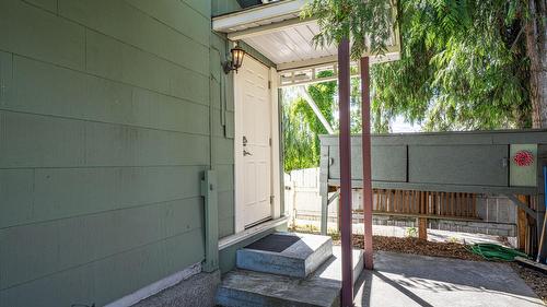 3008 26 Street, Vernon, BC - Outdoor With Exterior