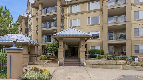 310-950 Lorne Street, Kamloops, BC 