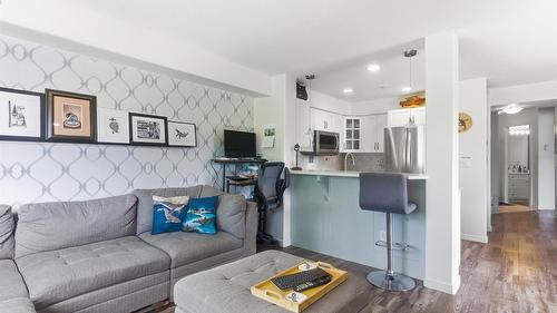 310-950 Lorne Street, Kamloops, BC 