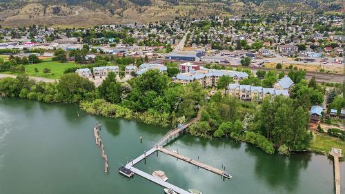310-950 Lorne Street, Kamloops, BC 