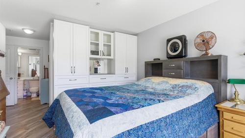 310-950 Lorne Street, Kamloops, BC 