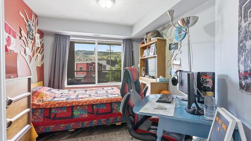 310-950 Lorne Street, Kamloops, BC 