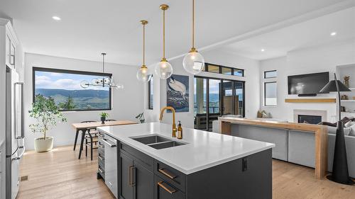 192 Summer Wood Drive, Kelowna, BC 