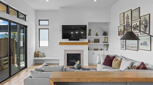 192 Summer Wood Drive, Kelowna, BC 