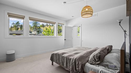 192 Summer Wood Drive, Kelowna, BC 