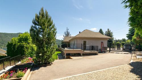 2459 Marine Place, Blind Bay, BC 