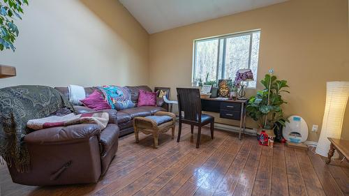 8966 95A Highway, Kimberley, BC 